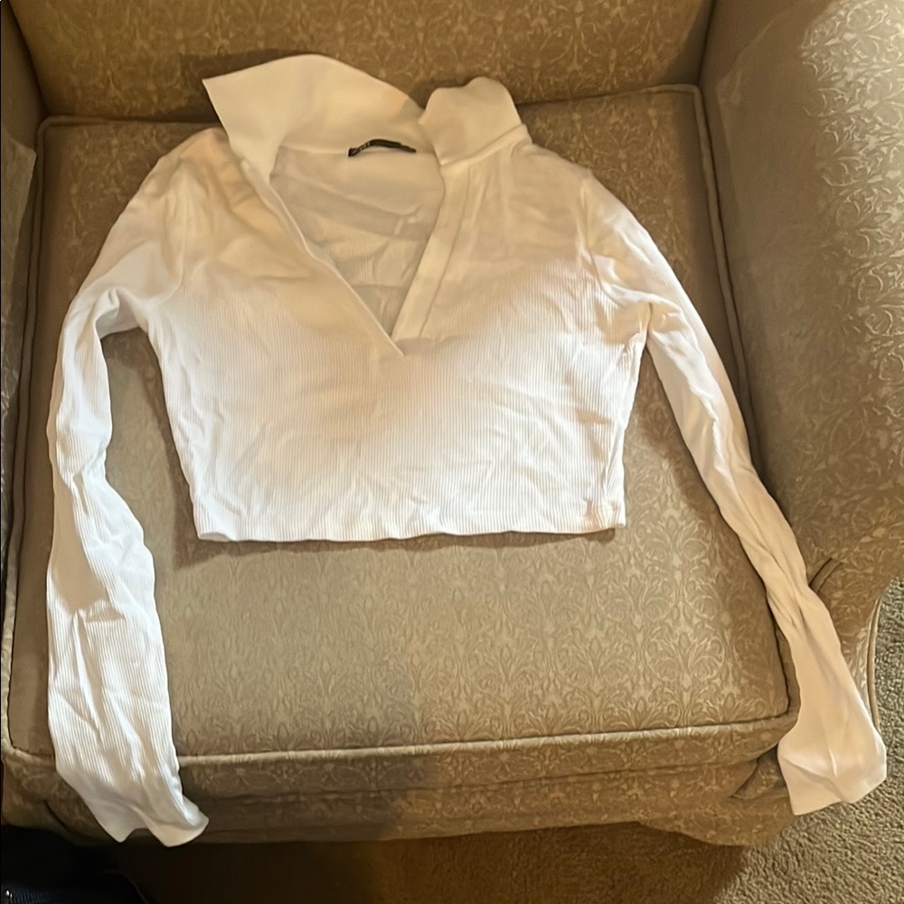 Zara White Button Down Crop Top with Notched Collar
